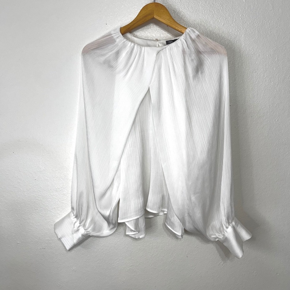 Zara Women's XL White Micro Pleated Cape Sleeve Blouse Avant Garde Ethereal Chic - Picture 2 of 9